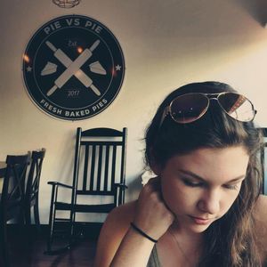 Meet your Posher, Kira